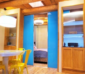 Desk, iron/ironing board, free WiFi, bed sheets