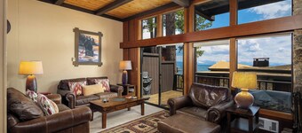 Stjerne Harbor # 04: 3 BR / 2. 5 BA ejerlejlighed / rækkehus i Tahoe City, 6 sovepladser