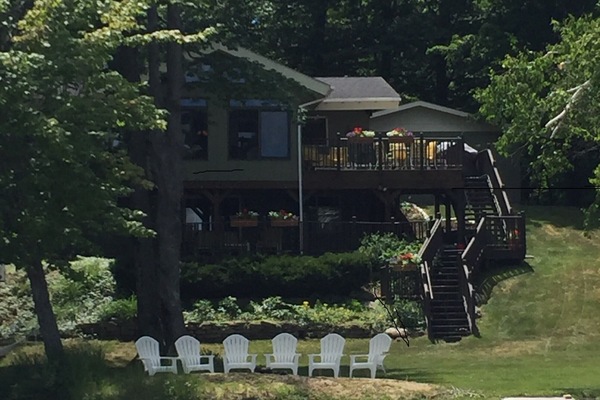 LA Cottage - home for your stay!