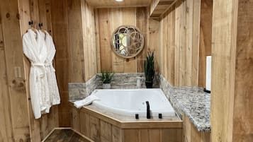 Private spa tub