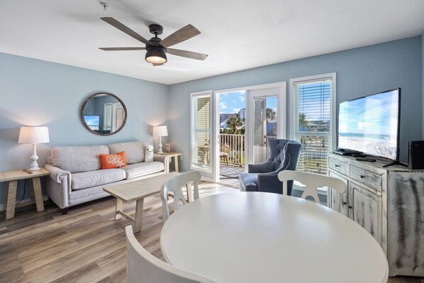 Televisión, reproductor de DVD y estéreo 