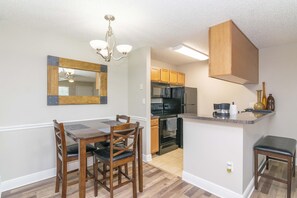Fridge, microwave, oven, stovetop - Water Front - Corner Location -1 Bedroom 1 Bath (Brandon)