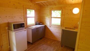 Chalet, Shared Bathroom | Private kitchen | Electric kettle