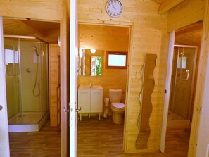 Chalet, baño compartido | Baño | Regadera 