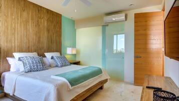 2 bedrooms, in-room safe, iron/ironing board, travel crib