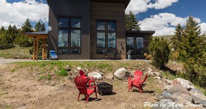 Paradise Valley Getaway Chalet