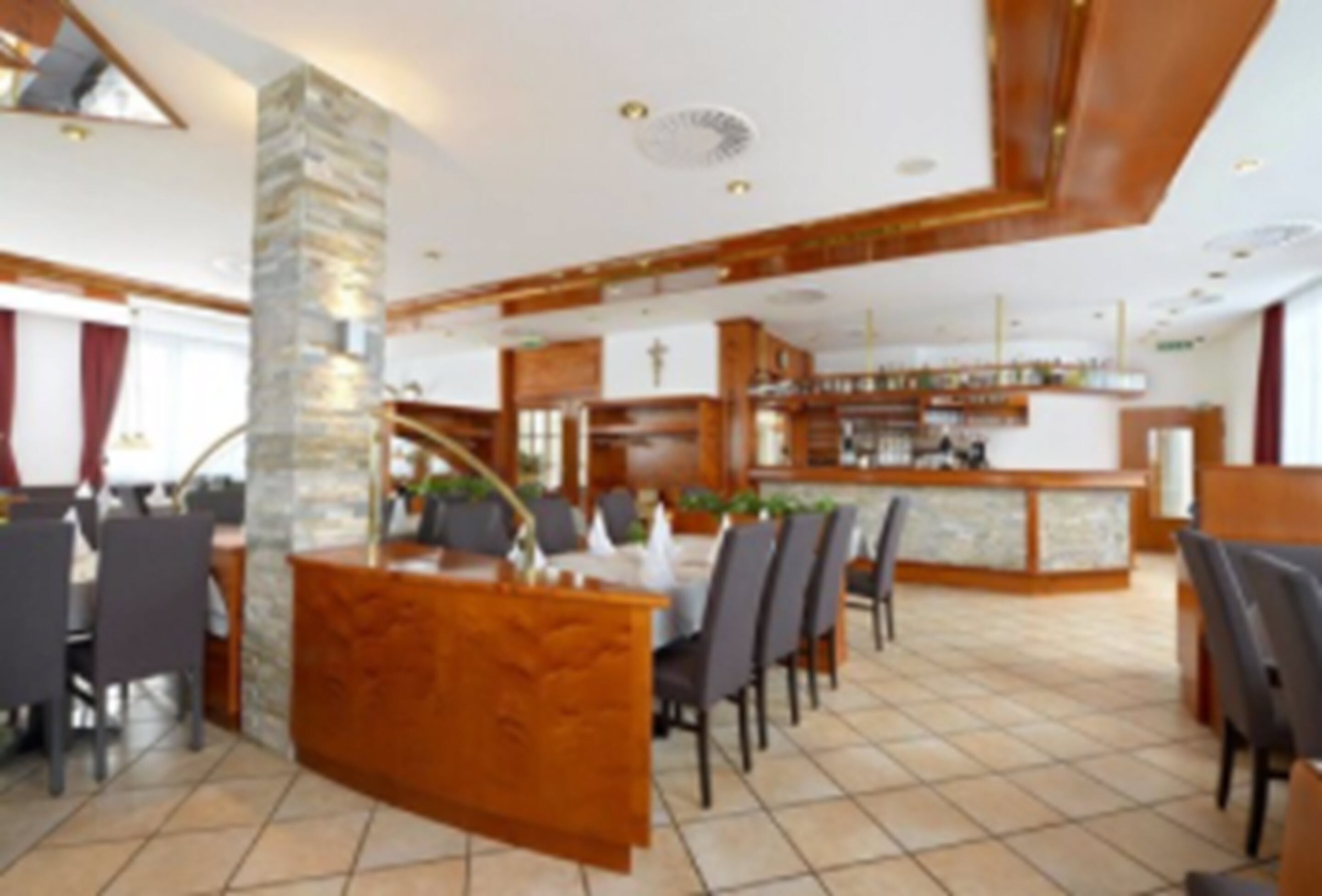Bar (in der Unterkunft)