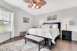 2 bedrooms, iron/ironing board, free WiFi, bed sheets - Minutes from Downtown Branson! So Many Amazing Amenities! Clean and Cozy! 2BD (Branson)