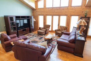 Smart TV, DVD player, books, offices
