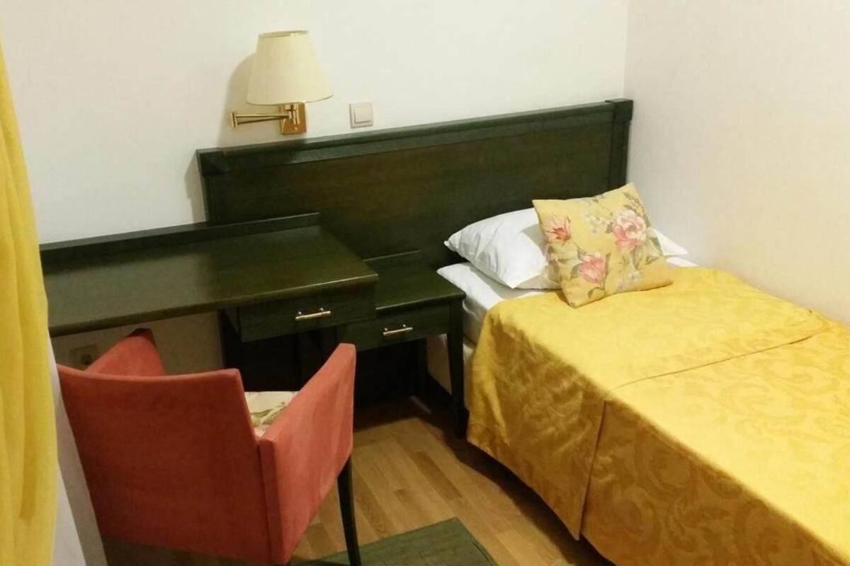 Appartement, 2 chambres | Fer et planche à repasser, lit de bébé (gratuit)