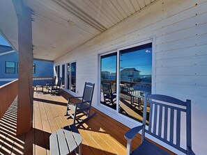 Terrace/patio - Callalily | Gorgeous Ocean Views in Topsail Beach! (Topsail Beach)