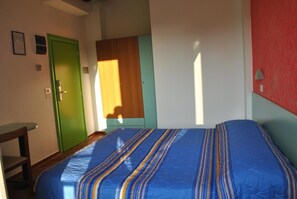Quartos à prova de som, berços (sobretaxa), Wi-Fi de cortesia