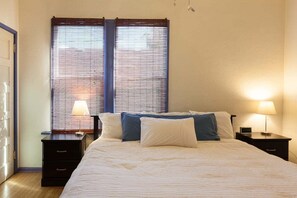 4 bedrooms, iron/ironing board, free WiFi, bed sheets