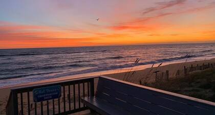Frente al mar, piscina privada, jacuzzi, enorme Rec. habitación, Mascotas OK, amplia playa con poca gente! WH32