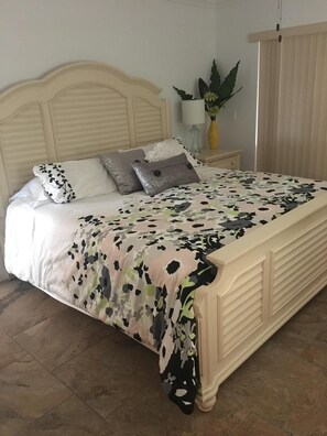 3 bedrooms, free WiFi, bed sheets