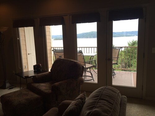 Relax In Luxury On Table Rock Lake, Close To Branson