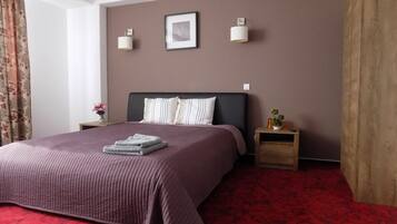 1 bedroom, WiFi, bed sheets