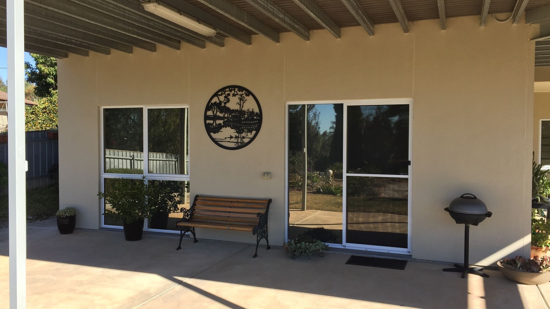 Lyreen's apartment B&B — image 2
