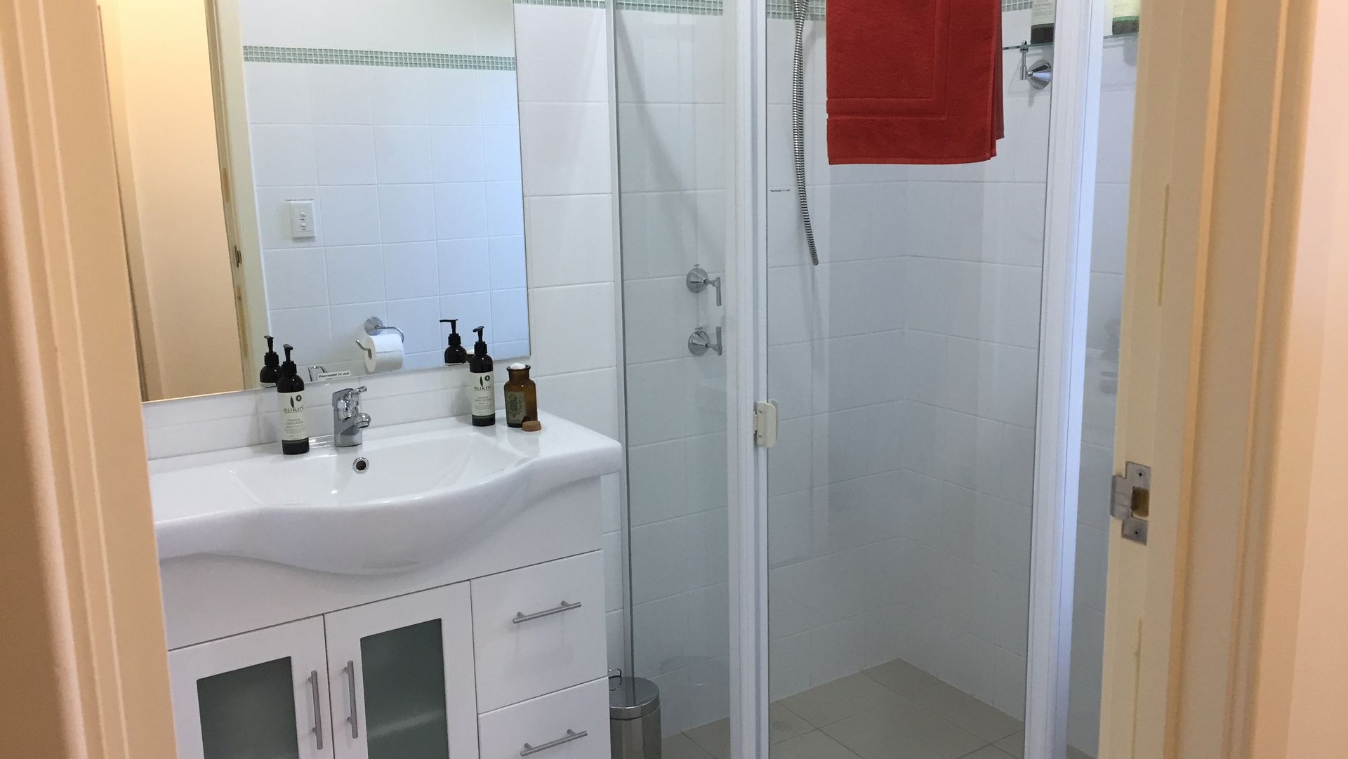 Lyreen's apartment B&B — image 4