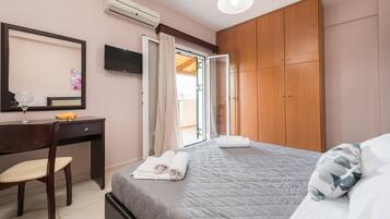 3 bedrooms, in-room safe, soundproofing, iron/ironing board