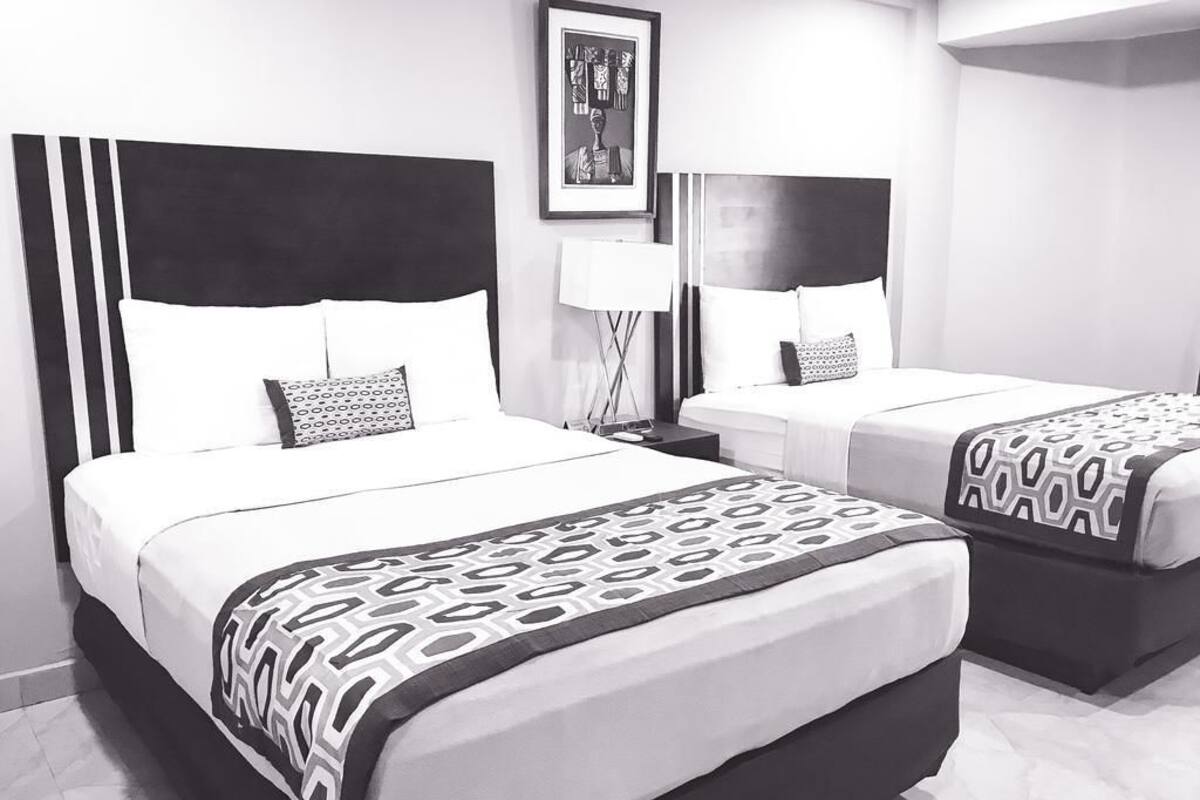 ห้องดีลักซ์ทวิน | เครื่องนอนระดับพรีเมียม, โต๊ะทำงาน, Wi-Fi ฟรี
