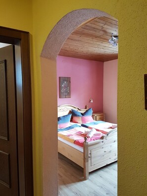 In-room safe, desk, cribs/infant beds, free WiFi