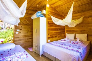 华丽双人房, 海景 | 高档床上用品、客房内保险箱、熨斗/熨板、免费 WiFi