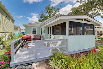 Millsboro Vacation Rental | 2BR | 1BA | 1 Step to Enter
