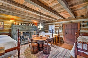 3 slaapkamers, een strijkplank/strijkijzer, beddengoed