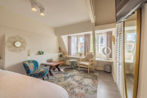 Deluxe Double Room | Free WiFi, bed sheets - LOT Hotel (Leiden)