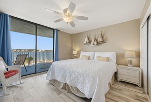 2 chambres, fer et planche à repasser, accès au Wi-Fi (inclus)