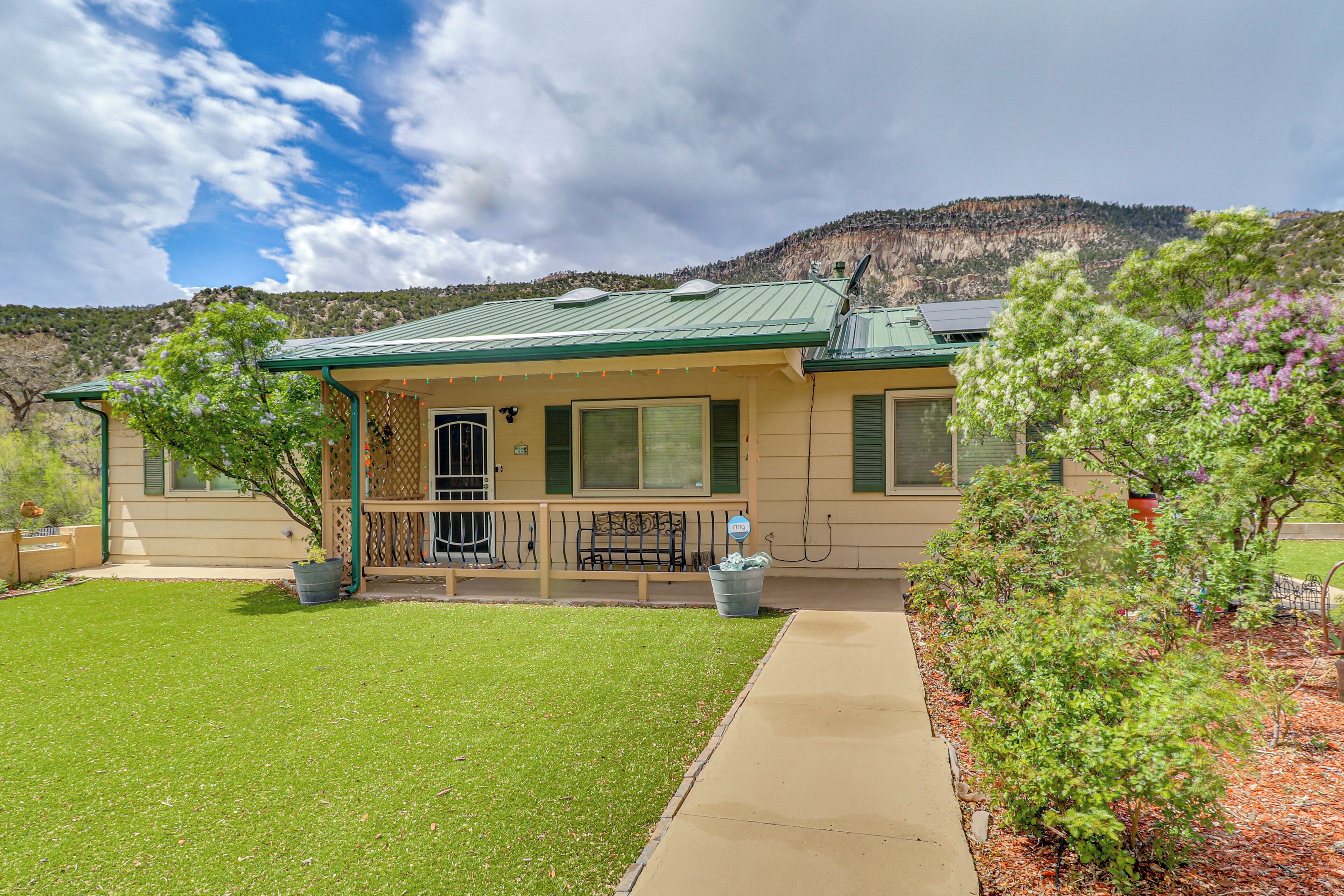 Jemez Springs Vacation Rental | 3BR | 2BA | 1,385 Sq Ft | 1 Step Required
