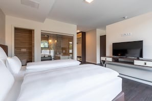 Ropa de cama de alta calidad, minibar, caja fuerte y escritorio