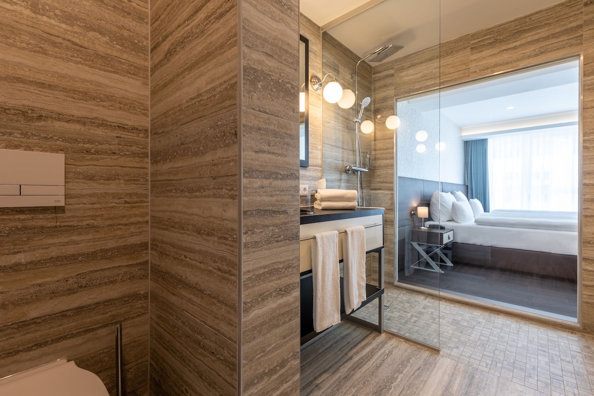 free toiletries, hair dryer, towels