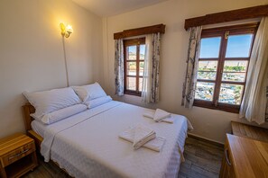 Habitació doble estàndard, vistes al mar | Wifi gratuïta