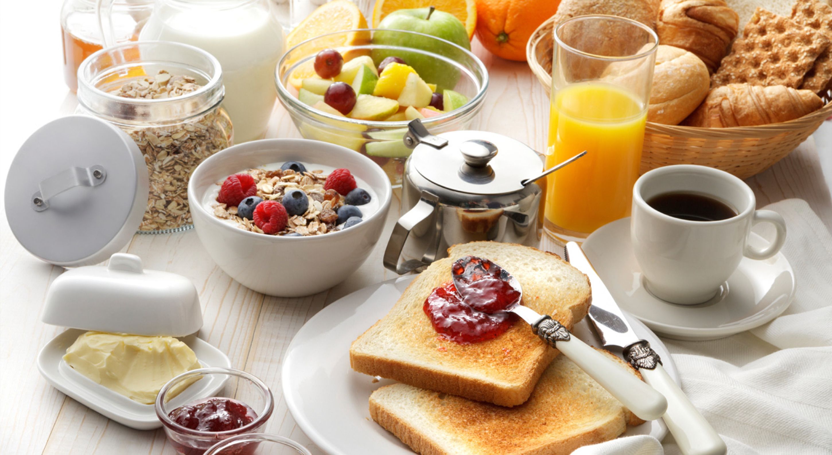 daily buffet breakfast (eur 12.90 per person)