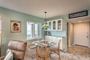 Dining - Fernandina Beach Villa w/ Remarkable Ocean Views! (Fernandina Beach)