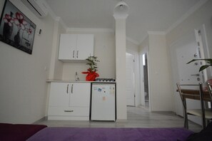 Private kitchenette - Samyeli Residence (Kusadasi)