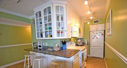 Seatime 303S-Oceanside 136th St, Free WiFi, Pool, Elev, W/D, AC