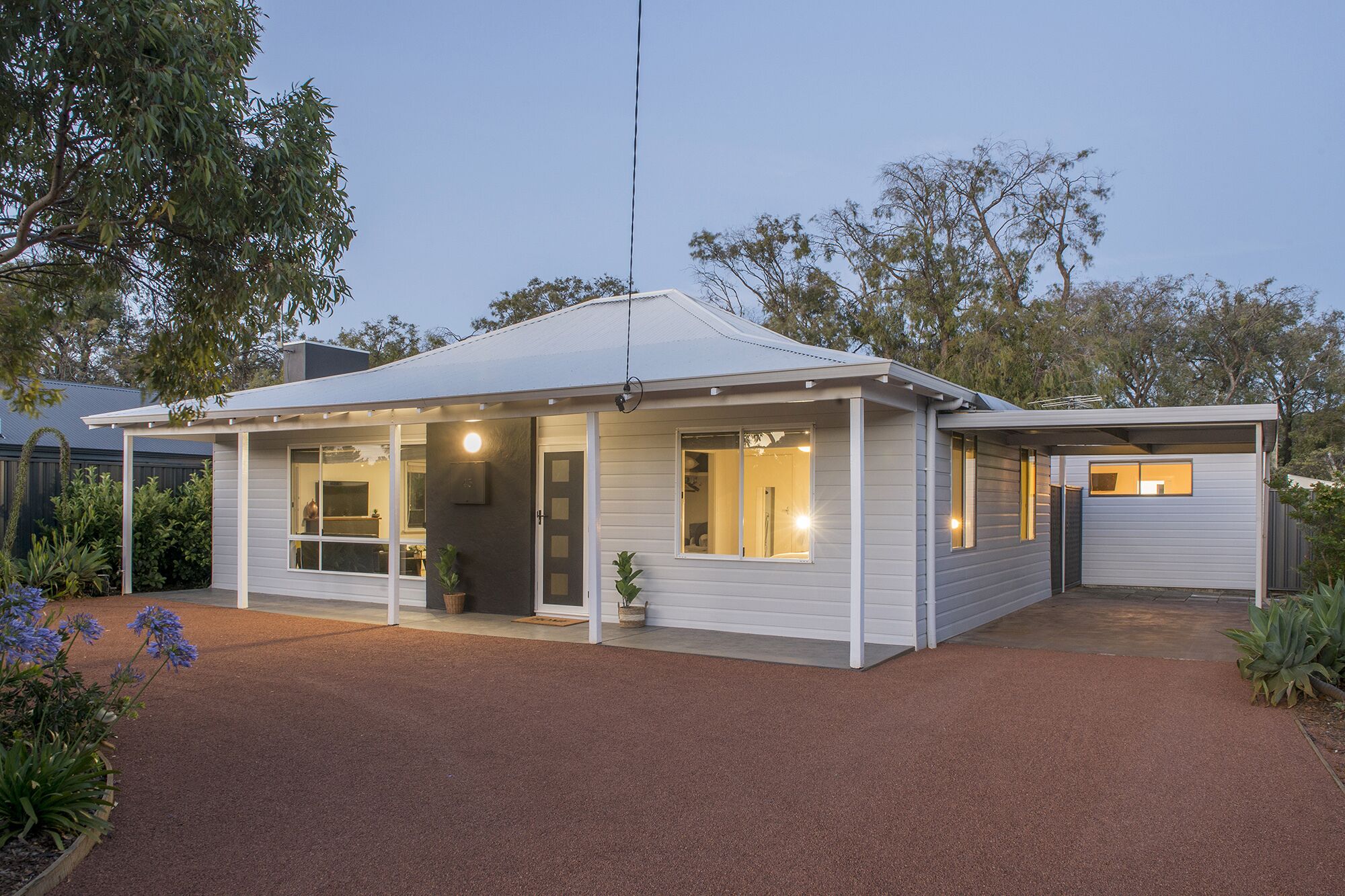 Dunsborough Cottage in Peron Ave — image 3