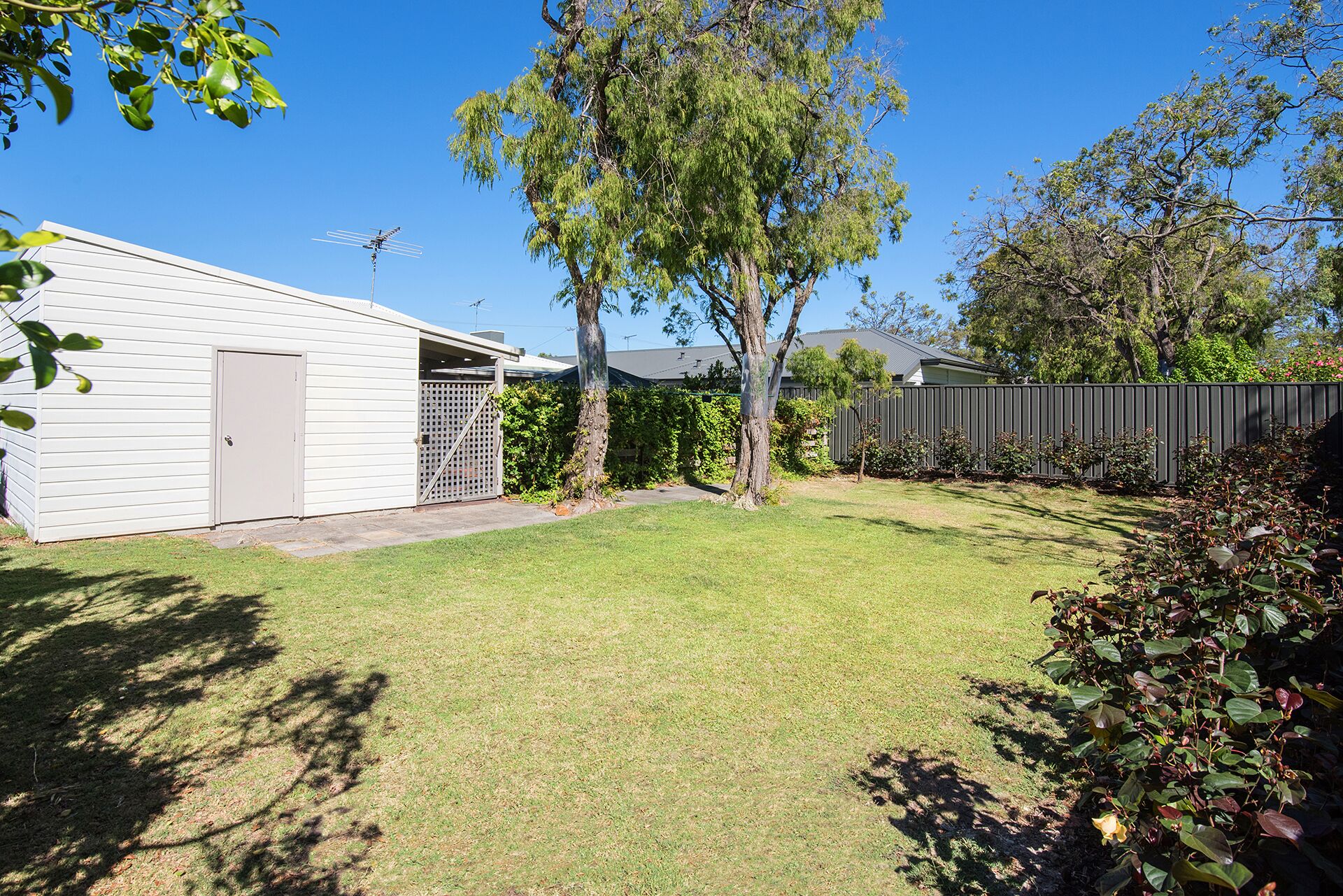 Dunsborough Cottage in Peron Ave — image 25