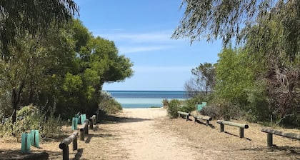 Dunsborough Cottage en Perón Ave