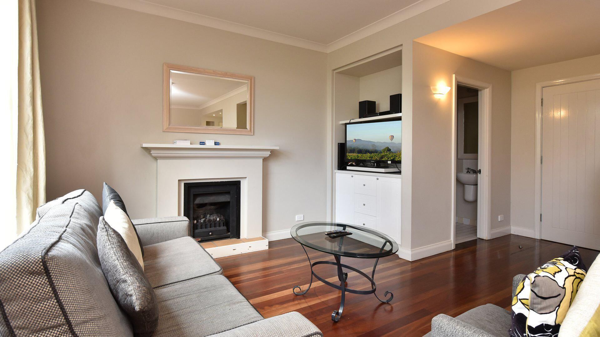 Villa Executive 2br Pokolbin Resort Condo located within Cypress Lakes Resort (nothing is more centr