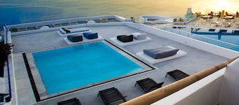 Amity Suites - Adults Only