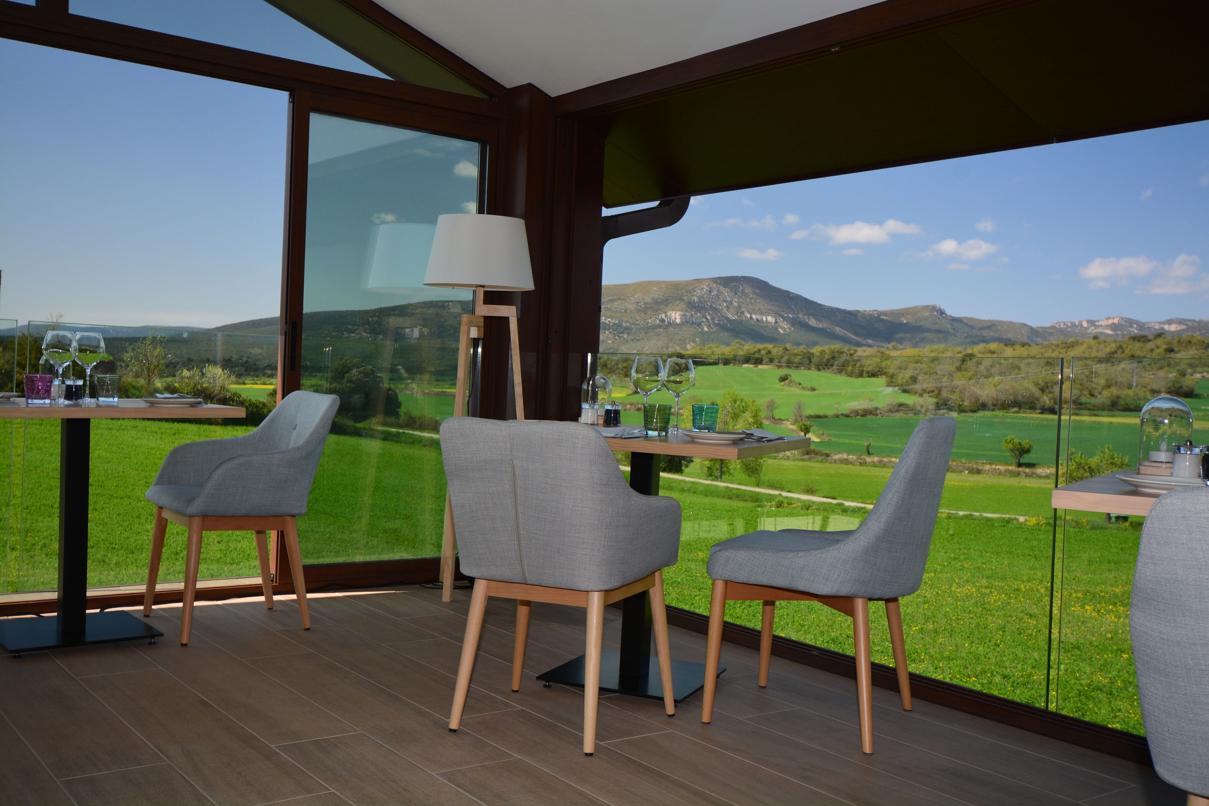 Breakfast, lunch, dinner served; local cuisine, pool views 