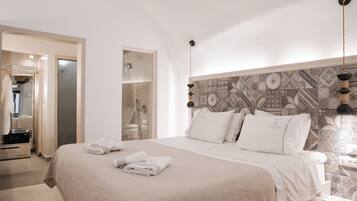 Cave Suite Indoor Hot Tub Shared Balcony | BettwÀsche aus Àgyptischer Baumwolle, hochwertige Bettwaren