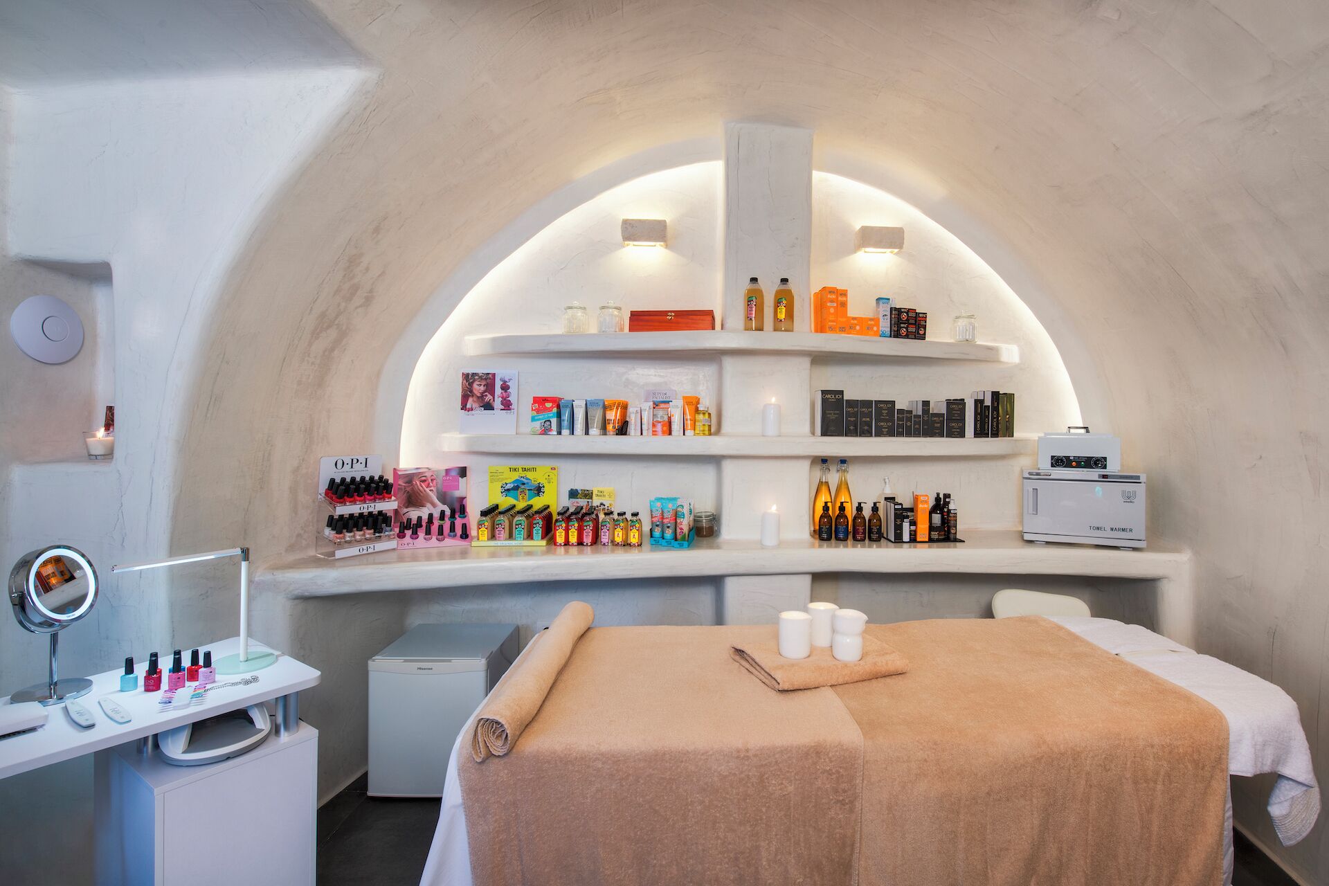 Body treatments, aromatherapy, hot stone massages, deep-tissue massages