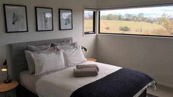 บ้านพักดีไซน์, 3 ห้องนอน, วิวภูเขา | 3 ห้องนอน, ผ้าปูที่นอนฝ้ายอียิปต์, เครื่องนอนระดับพรีเมียม