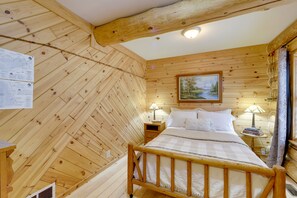 5 quartos, ferros/tábuas de passar roupa, berço de viagem