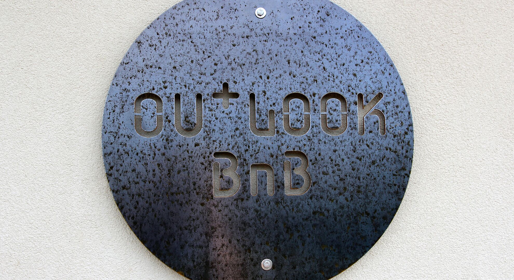 Ou+look BnB - Modern Luxury Apartment — image 19